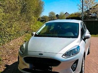 Gebraucht Ford Fiesta 86 PS (63 kW) 2017 Silber Kleinwagen