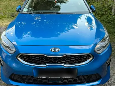 Gebraucht Kia Ceed 136 PS (100 kW) 2019 Blau Kleinwagen