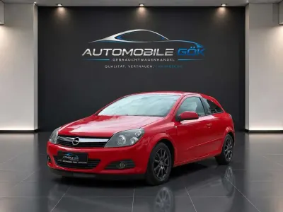 Gebraucht Opel Astra GTC Innovation 116 PS (85 kW) 2008 Powerrot b Kleinwagen