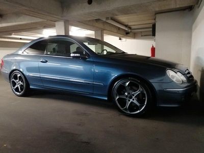 Usata Mercedes CLK320 Elegance 218 CV (160 kW) 2002 Blu Coupé