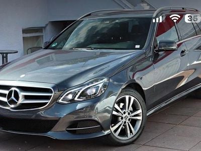 Grau Gebraucht 2013 Mercedes 200 Kombi | 16.900 €