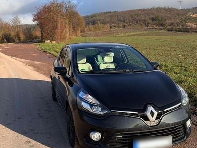 Gebraucht Renault Clio IV Initiale Paris 120 PS (88 kW) 2015 Schwarz Kleinwagen