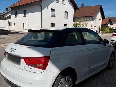 Second-hand Audi A1 86 CP (63 kW) 2015 Alb Hatchback