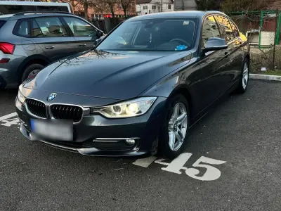 Gebraucht BMW 320 Sport Line 184 PS (135 kW) 2013 Grau Limousine