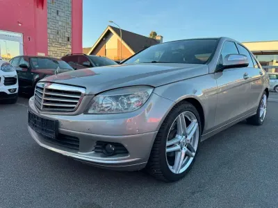 Brugt Mercedes C200 136 HK (100 kW) 2009 Blå Sedan