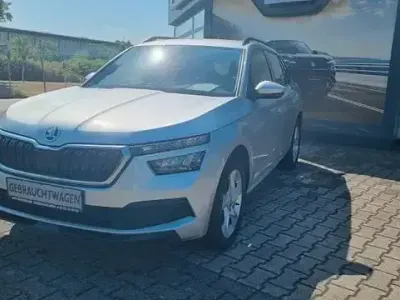 Gebraucht Skoda Kamiq Active 95 PS (69 kW) 2023 Silber SUV