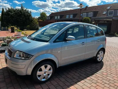 Gebraucht Audi A2 75 PS (55 kW) 2002 Silber Kleinwagen
