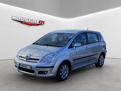 Usata Toyota Corolla Verso Executive 129 CV (94 kW) 2005 Argento Monovolume