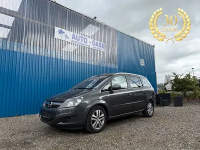 Gebraucht Opel Zafira Sport 125 PS (91 kW) 2011 Grau Van / Kleinbus