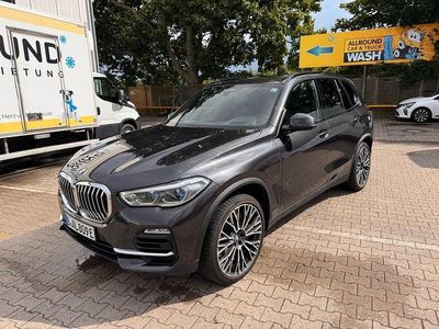 Grau Gebraucht 2020 BMW X5 Sport Line SUV | 48.490 € (Teuer)