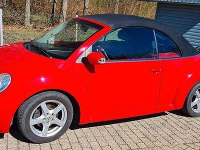 Gebraucht VW New Beetle 102 PS (75 kW) 2003 Rot Kleinwagen