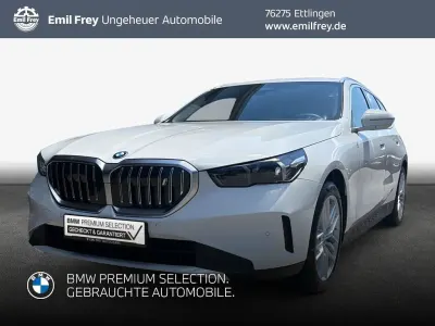 Gebraucht BMW i5 Sport Line 250 kW (340 PS) 2025 Alpinweiß Kombi