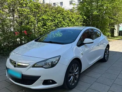 Second-hand Opel Astra S 140 CP (102 kW) 2013 Alb Berlinǎ