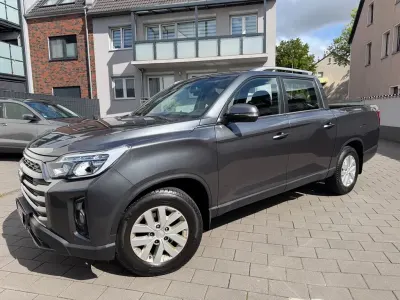 Gebraucht SsangYong Musso Crystal 203 PS (149 kW) 2023 Grau Pickup