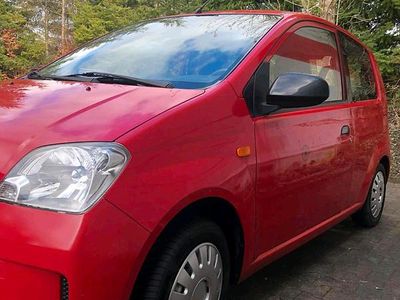 Gebraucht Daihatsu Cuore 58 PS (42 kW) 2004 Rot Kleinwagen