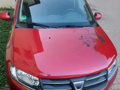 Gebraucht Dacia Logan MCV 90 PS (66 kW) 2015 Rot Kombi