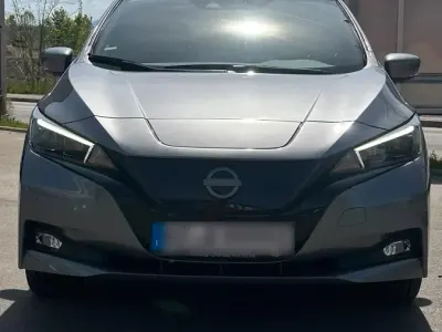 Second-hand Nissan Leaf 110 kW (150 CP) 2022 Gri Hatchback