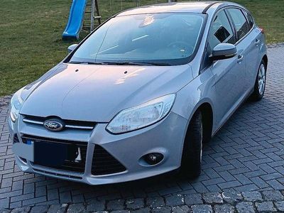 Gebraucht Ford Focus 115 PS (84 kW) 2011 Blau Limousine