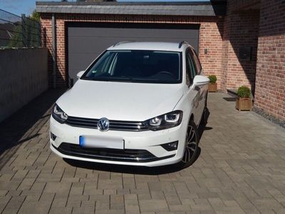 gebraucht VW Golf Sportsvan 1.4 TSI Highline BMT Highline