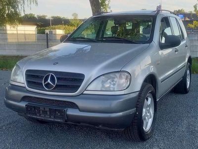 Mercedes ML320