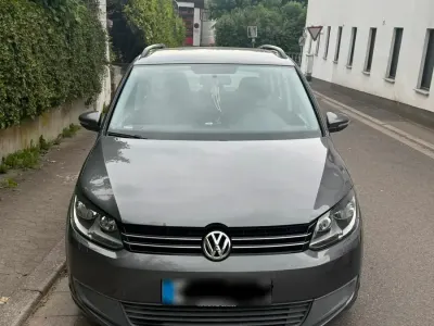 Gebraucht VW Touran 105 PS (77 kW) 2011 Van / Kleinbus