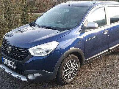 gebraucht Dacia Lodgy TCe 115 Stepway 1.Hand