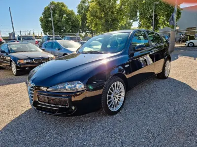 Gebraucht Alfa Romeo 147 Veloce 120 PS (88 kW) 2009 Schwarz Kleinwagen