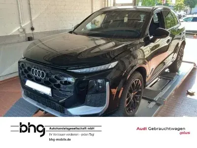 Neu Audi Q3 Sport 272 PS (200 kW) 2026 Schwarz SUV