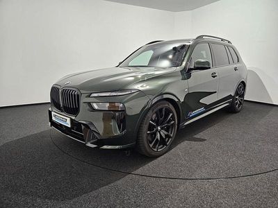 Usata BMW X7 Performance 340 CV (250 kW) 2025 Verde SUV