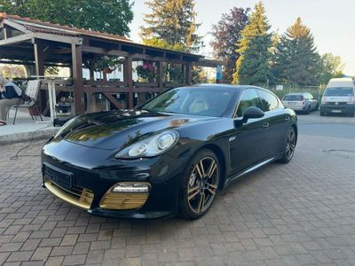 Porsche Panamera 4S