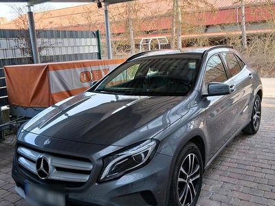 Gebraucht Mercedes GLA250 250 PS (183 kW) 2014 Grau SUV