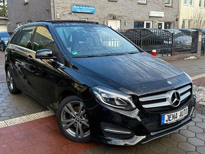 Gebraucht Mercedes B200 Urban 156 PS (114 kW) 2018 Schwarz Van / Kleinbus