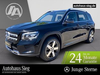 Mercedes GLB220