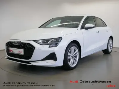 Używany Audi A3 Advanced 150 KM (110 kW) 2025 Biały Sedan/Limuzyna