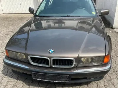 Gebraucht BMW 728 193 PS (141 kW) 1996 Braun Limousine