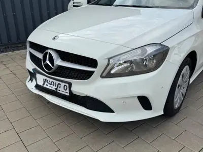 Gebraucht Mercedes A200 136 PS (100 kW) 2018 Weiß Limousine