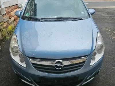 Używany Opel Corsa 80 KM (58 kW) 2009 Niebieski Hatchback