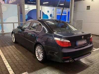 Gebraucht BMW 520 150 PS (110 kW) 2007 Blau Limousine