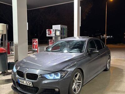 Gebraucht BMW 330 Sport Line 258 PS (189 kW) 2012 Grau Limousine