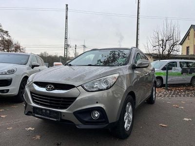 Silber Gebraucht 2011 Hyundai ix35 Style SUV | 9.999 € (Fairer Preis)