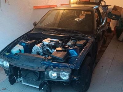 Second-hand BMW 316 M Sport 105 CP (77 kW) 1996 Albastru Coupe