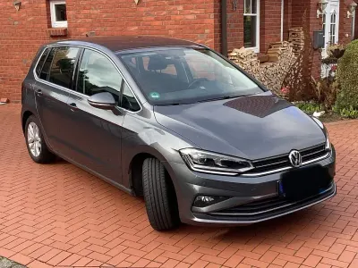 Gebraucht VW Golf Sportsvan Highline 131 PS (96 kW) 2018 Grau Van / Kleinbus