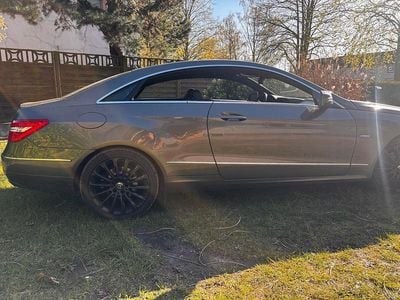 Second-hand Mercedes E220 AMG line 170 CP (125 kW) 2010 Auriu Coupe