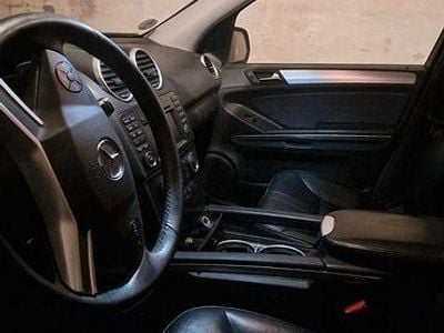 Usata Mercedes ML320 305 CV (224 kW) 2010 Nero SUV