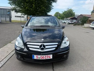 Gebraucht Mercedes B180 109 PS (80 kW) 2006 Schwarz Van / Kleinbus