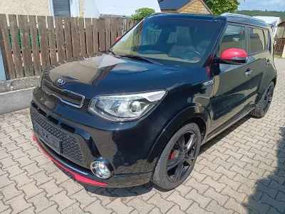 Gebraucht Kia Soul 132 PS (97 kW) 2015 Schwarz SUV