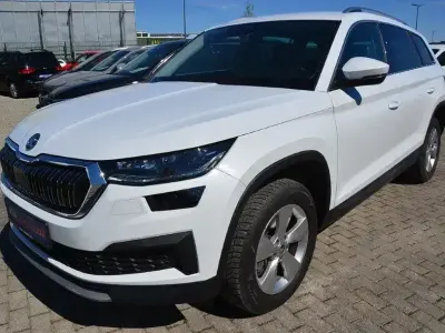 Gebraucht Skoda Kodiaq Style 150 PS (110 kW) 2023 Moonweiss metallic SUV
