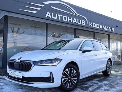 Weiß Gebraucht 2025 Skoda Superb Selection Limousine | 35.945 € (Guter Preis)