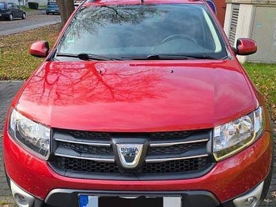 Gebraucht Dacia Sandero Prestige 90 PS (66 kW) 2013 Rot Limousine