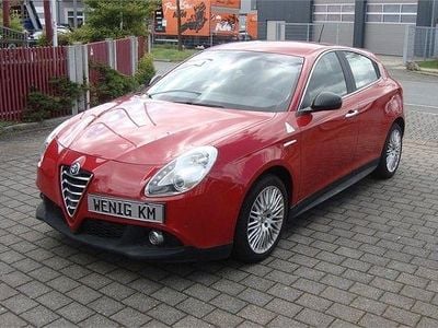 Usata Alfa Romeo Giulietta Turismo 170 CV (125 kW) 2016 Rosso Utilitaria